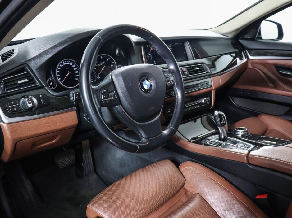 BMW 5 серии 3.0 АКПП, 2016, 98 000 км фото 5
