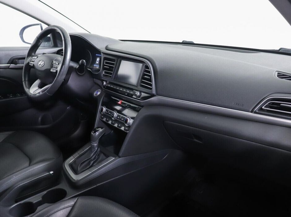 Hyundai Elantra 2.0 АКПП, 2019, 52 000 км фото 6