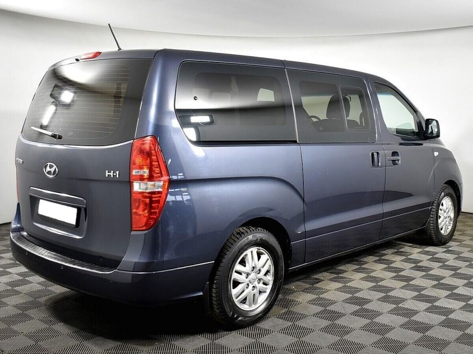 Hyundai H-1 2.5 АКПП, 2016, 90 000 км фото 2