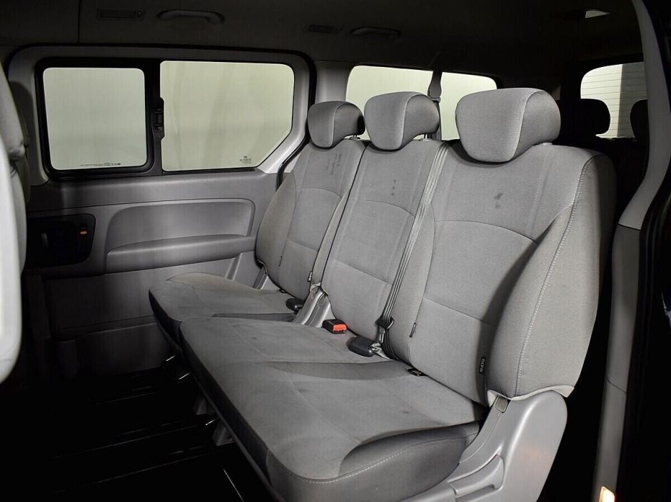 Hyundai H-1 2.5 АКПП, 2016, 90 000 км фото 10