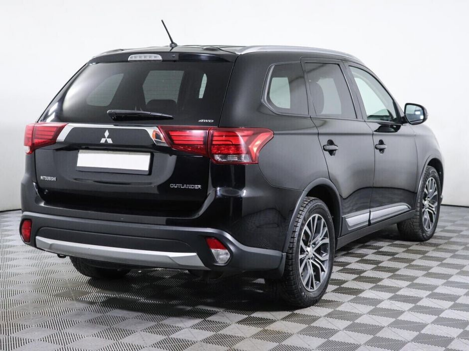 Mitsubishi Outlander 2.4 CVT, 2015, 95 000 км фото 2