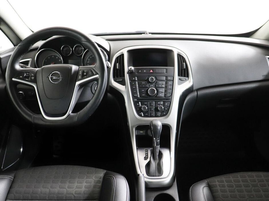 Opel Astra 1.6 АКПП, 2014, 108 000 км фото 6