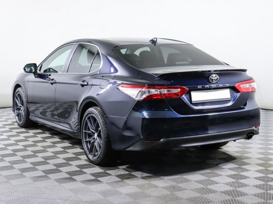 Toyota Camry 2.5 АКПП, 2018, 62 000 км фото 3