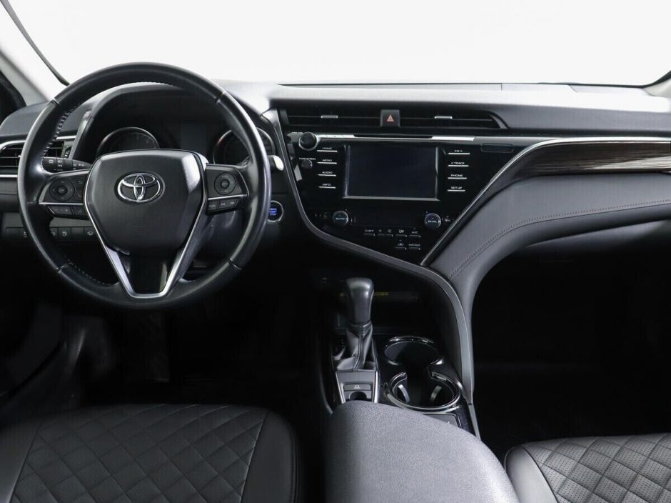 Toyota Camry 2.5 АКПП, 2018, 62 000 км фото 6