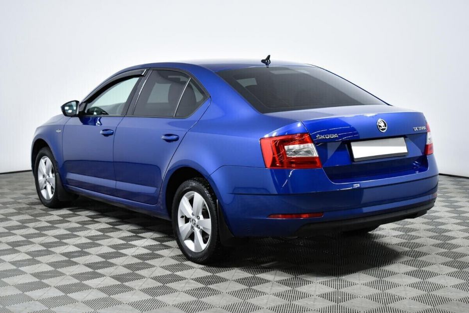 Skoda Octavia 1.5 РКПП, 2019, 54 000 км фото 3