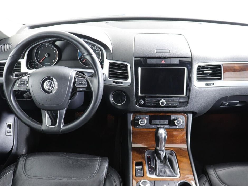 Volkswagen Touareg 3.6 АКПП, 2010, 166 000 км фото 6
