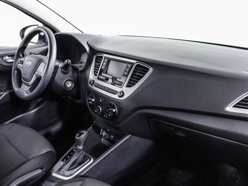 Hyundai Solaris 1.4 АКПП, 2019, 57 000 км фото 8