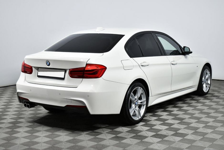 BMW 3 серии 2.0 АКПП, 2018, 64 000 км фото 2