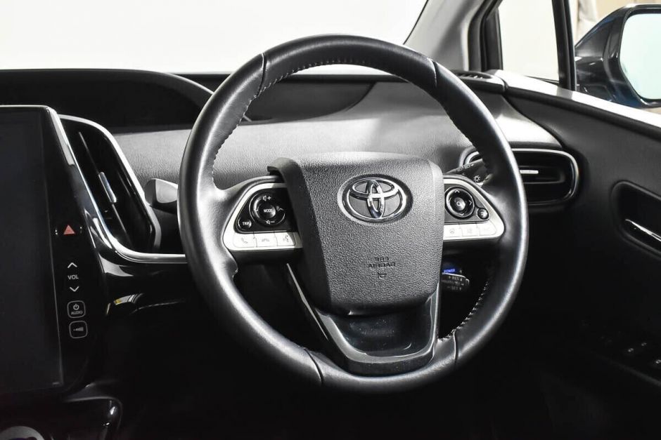 Toyota Prius 1.8 АКПП, 2017, 78 000 км фото 8