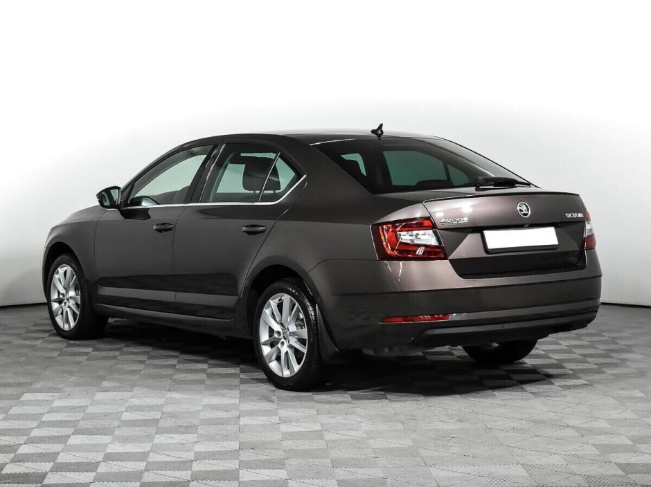 Skoda Octavia 1.8 РКПП, 2017, 73 000 км фото 4
