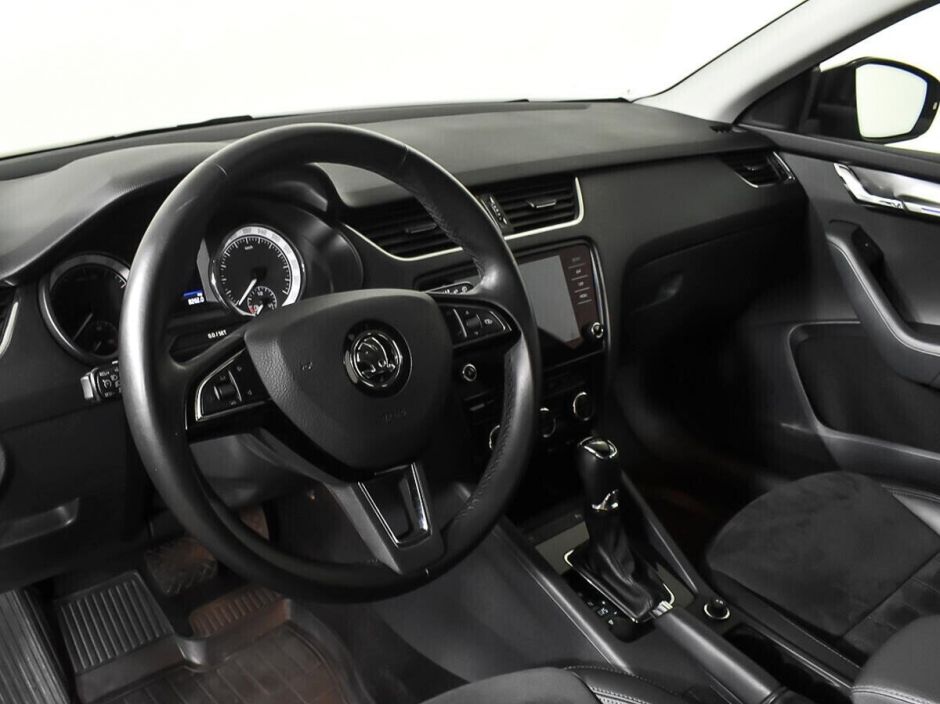 Skoda Octavia 1.8 РКПП, 2017, 73 000 км фото 5