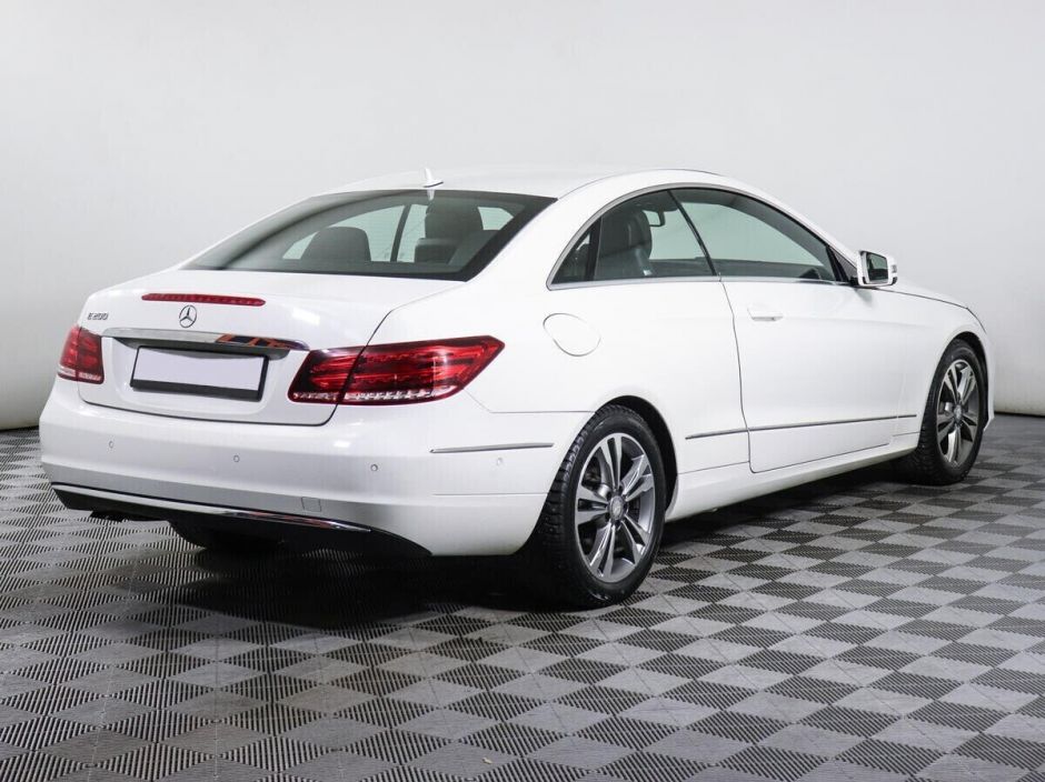 Mercedes-Benz E-Класс 2.0 АКПП, 2016, 98 000 км фото 2