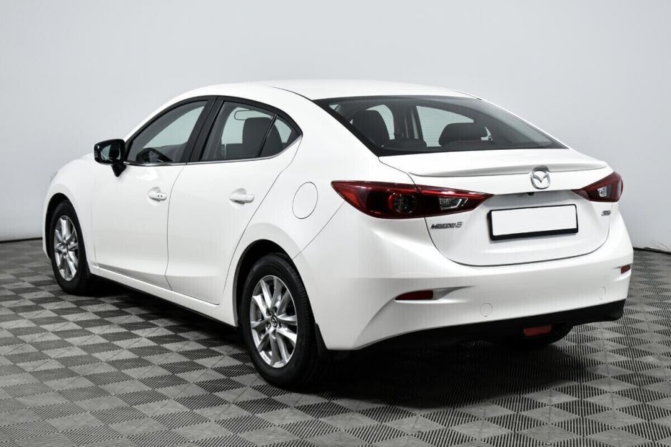 Mazda 3 1.5 АКПП, 2017, 75 000 км фото 2
