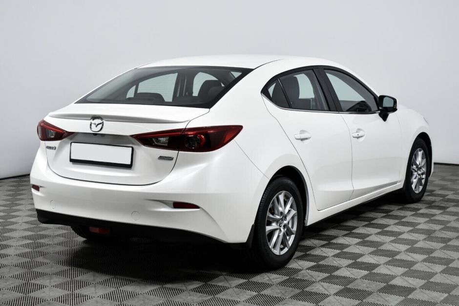 Mazda 3 1.5 АКПП, 2017, 75 000 км фото 3