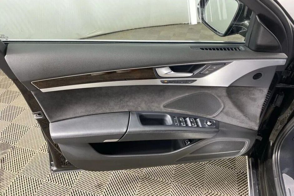 Audi A8 3.0 АКПП, 2016, 92 000 км фото 9