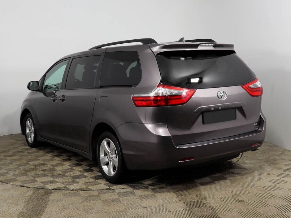 Toyota Sienna 3.5 АКПП, 2018, 61 000 км фото 4
