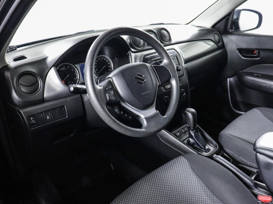 Suzuki Vitara 1.6 АКПП, 2016, 89 000 км фото 5