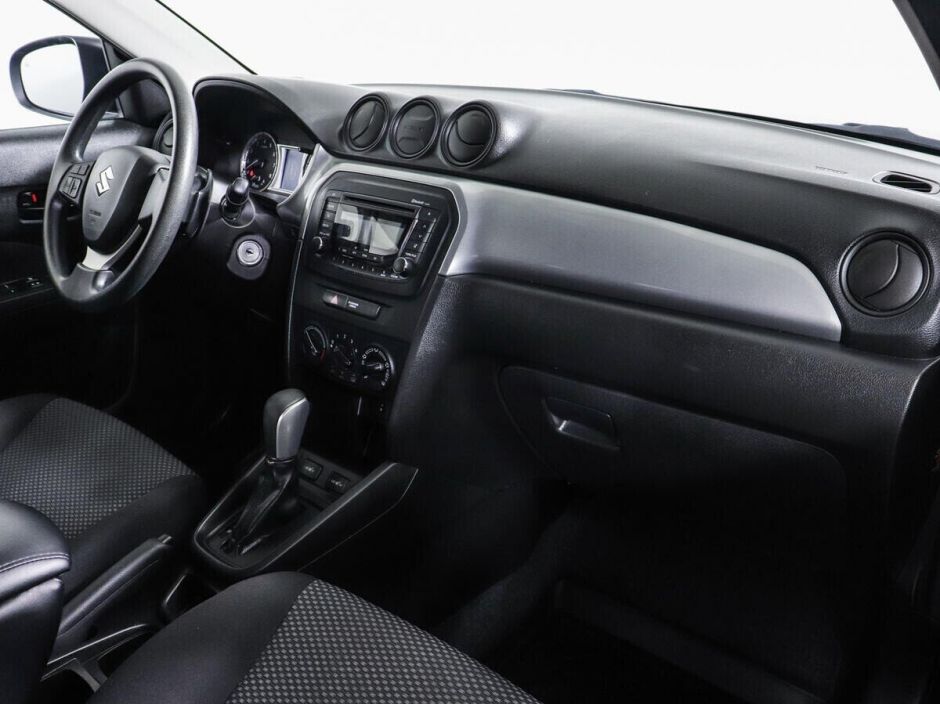 Suzuki Vitara 1.6 АКПП, 2016, 89 000 км фото 9