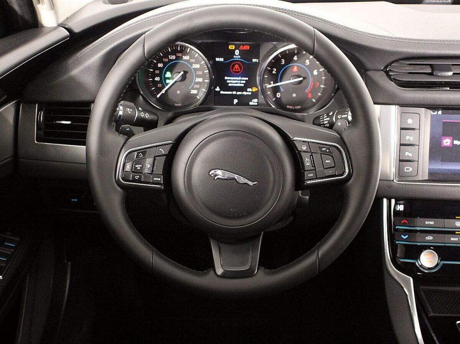 Jaguar XF 2.0 АКПП, 2013, 127 000 км фото 5