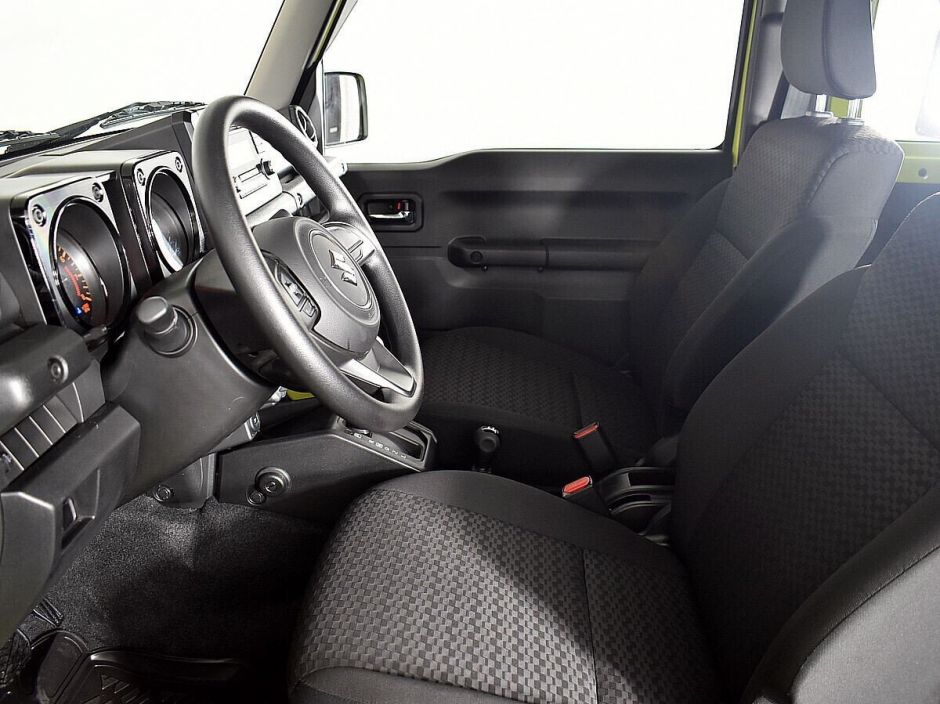 Suzuki Jimny 1.5 АКПП, 2020, 40 000 км фото 3